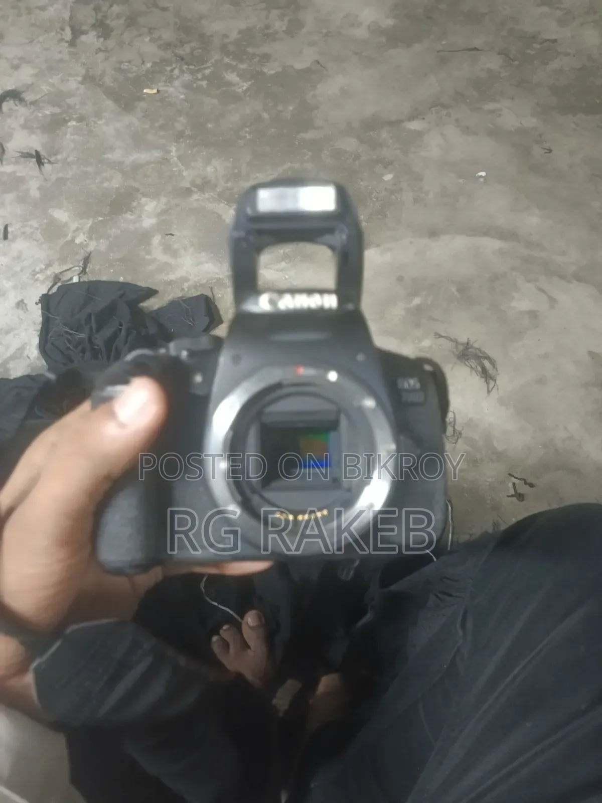 700d বিক্রি করবো লেন্স সহ