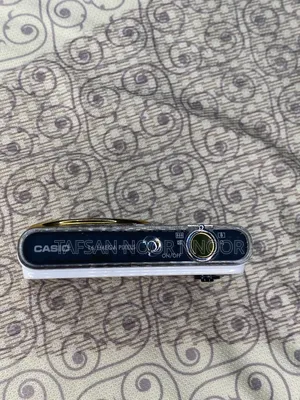 Casio Exilim EX-JE10
