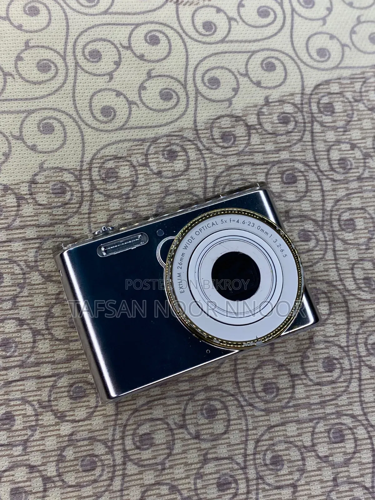 Casio Exilim EX-JE10
