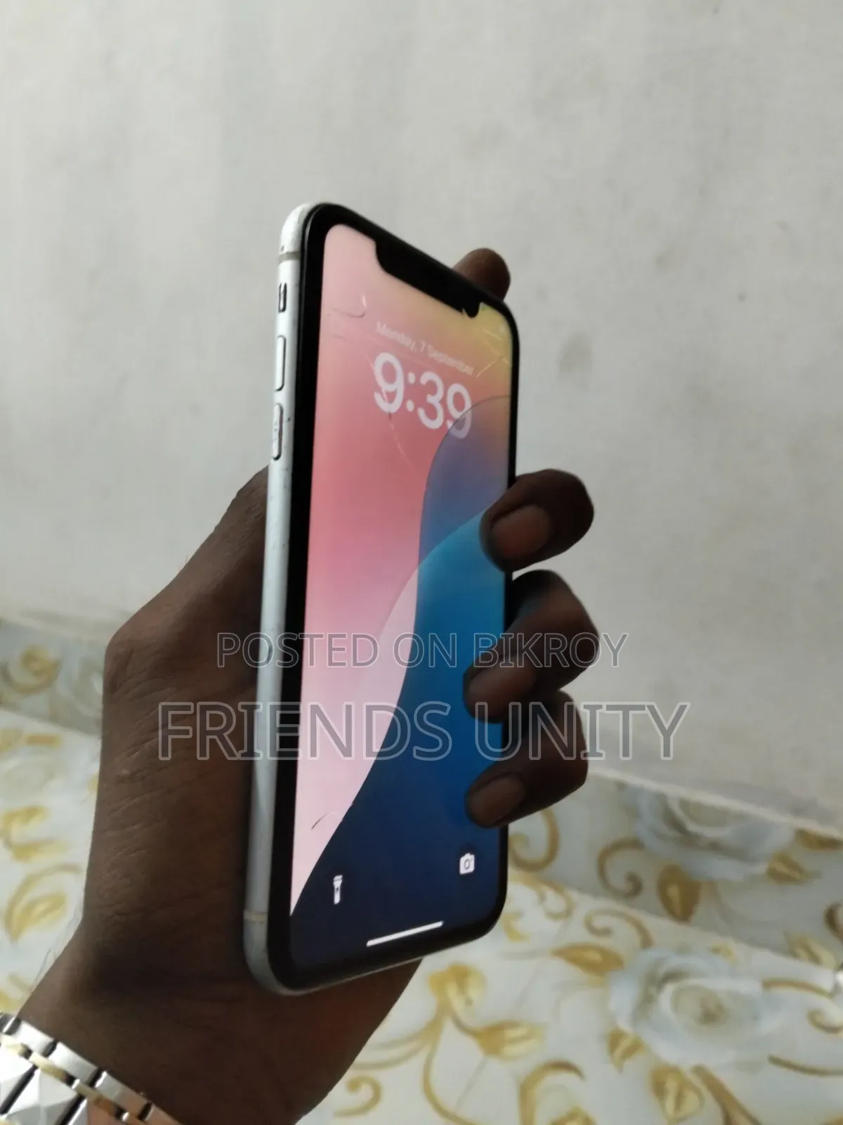 Apple iPhone XR 128 GB White