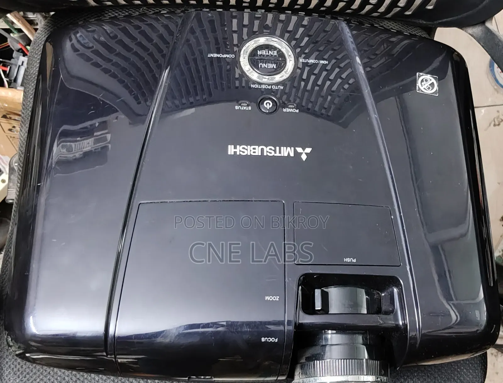 Mitsubishi HD7800D Full HD Projector