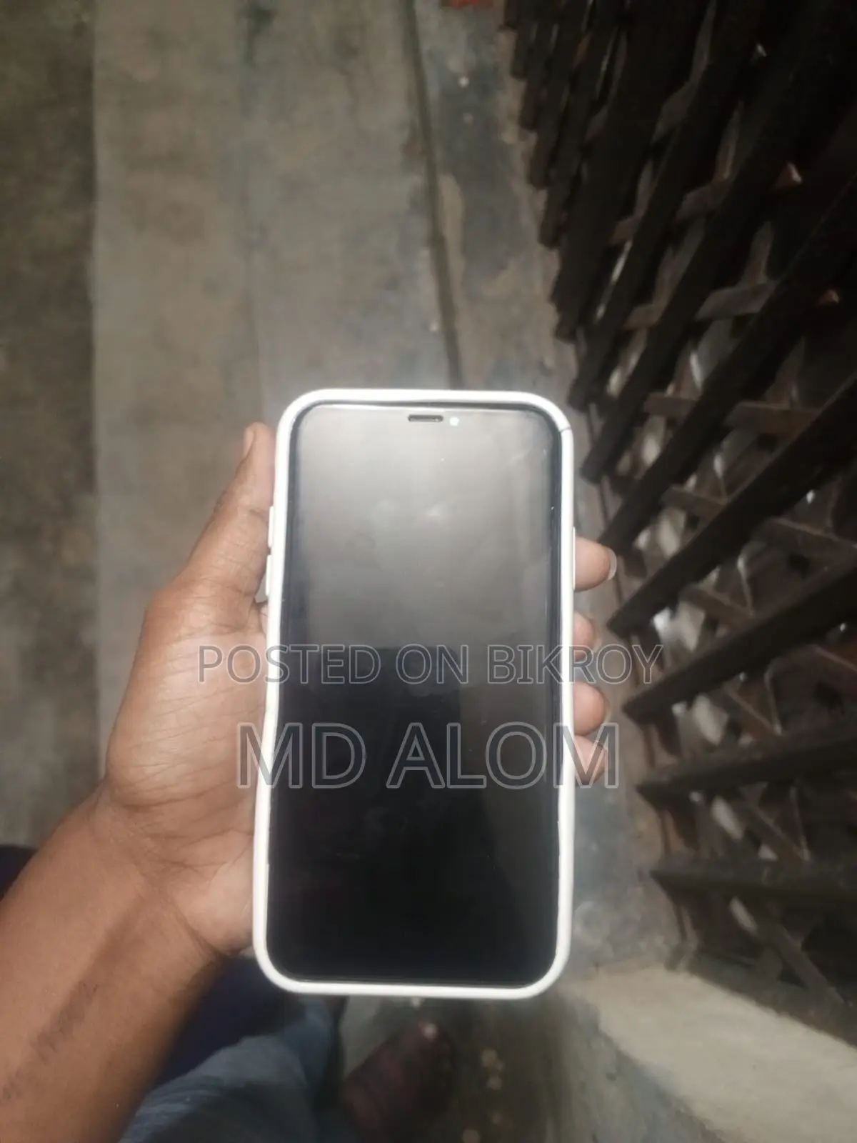 Apple iPhone XR 64 GB Red