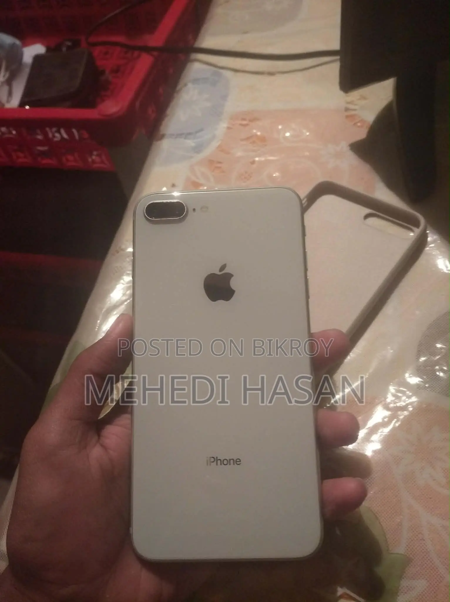 Apple iPhone 8 Plus 64 GB White