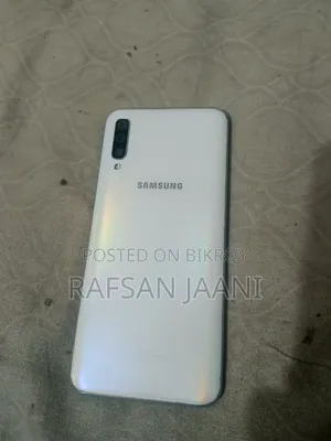 Samsung Galaxy A50 64 GB White