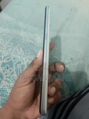 Samsung Galaxy A50 64 GB White