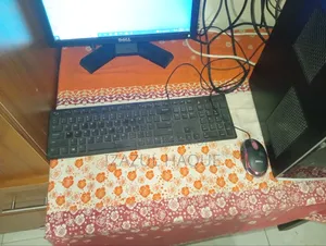 Desktop Computer Dell Inspiron 3000 8GB Intel Core i3 HDD 256GB