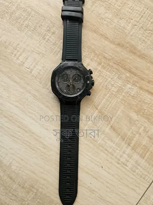 Tissot T-Race Quartz Chronograph (Model: T141417 A) ঘড়ি আছে।