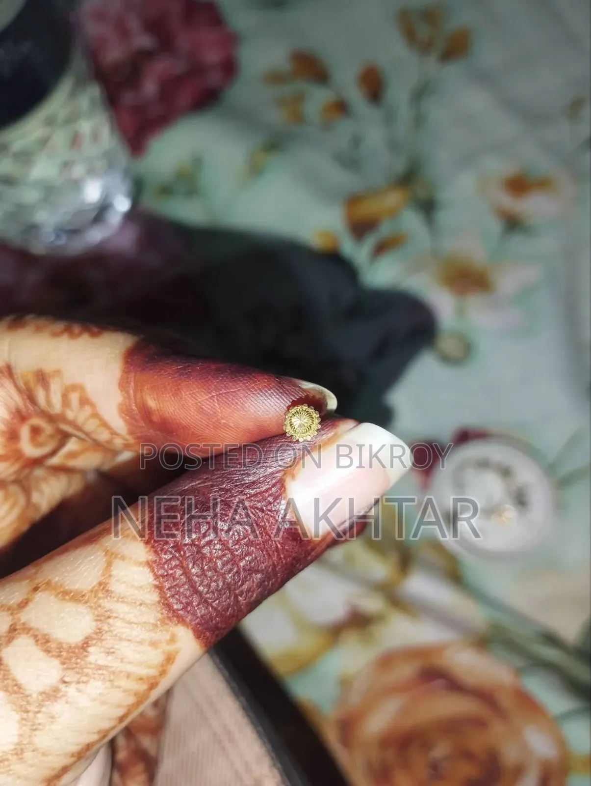 Nose Pin (Gold)
