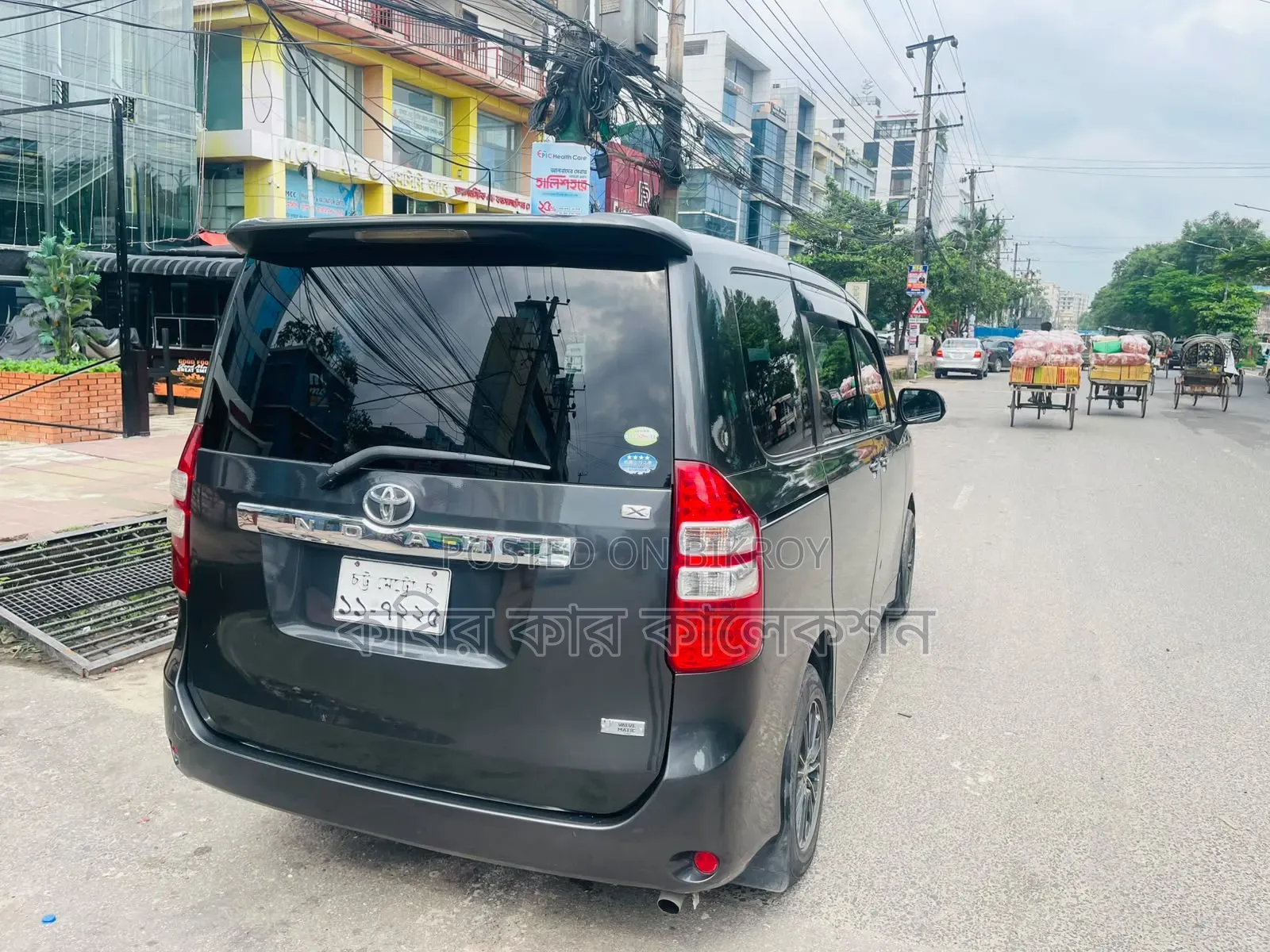 Toyota Noah 2011 Gray