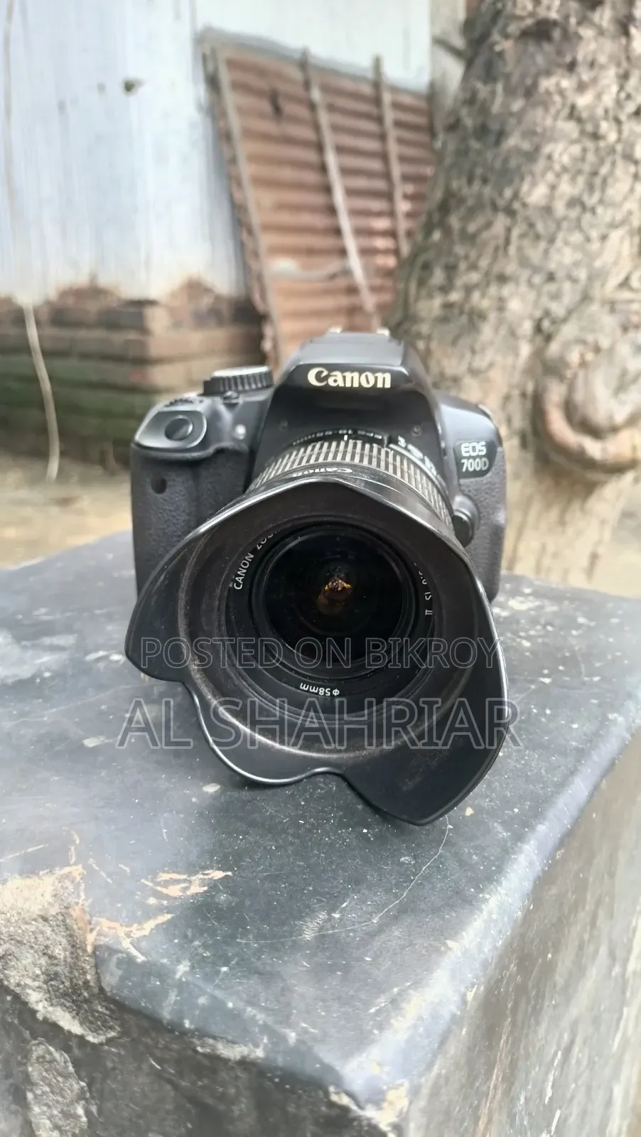 Canon EOS 700D DSLR Camera + 18-55mm Kit Lens | Fresh Condition