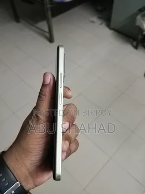 iQOO Z9x 128 GB Green