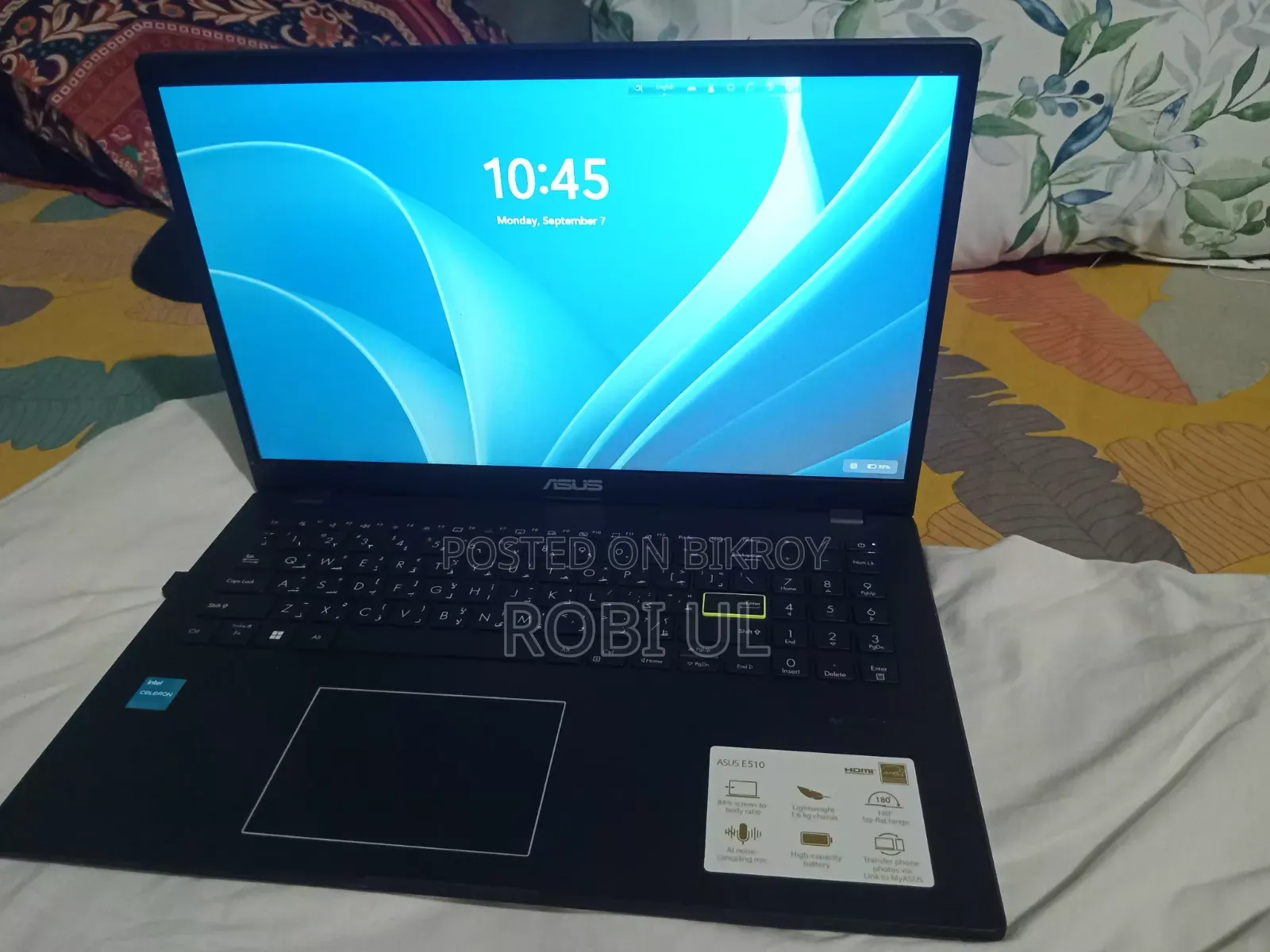 New Laptop ASUS 4GB Intel SSD 128GB