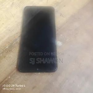 Samsung Galaxy A30 64 GB Black
