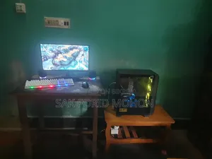 Desktop Computer MSI Model 16GB AMD Ryzen 7 SSD 1T