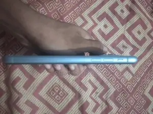 Apple iPhone 11 64 GB
