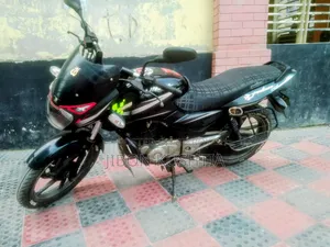 Bajaj Pulsar 150 2015 Black