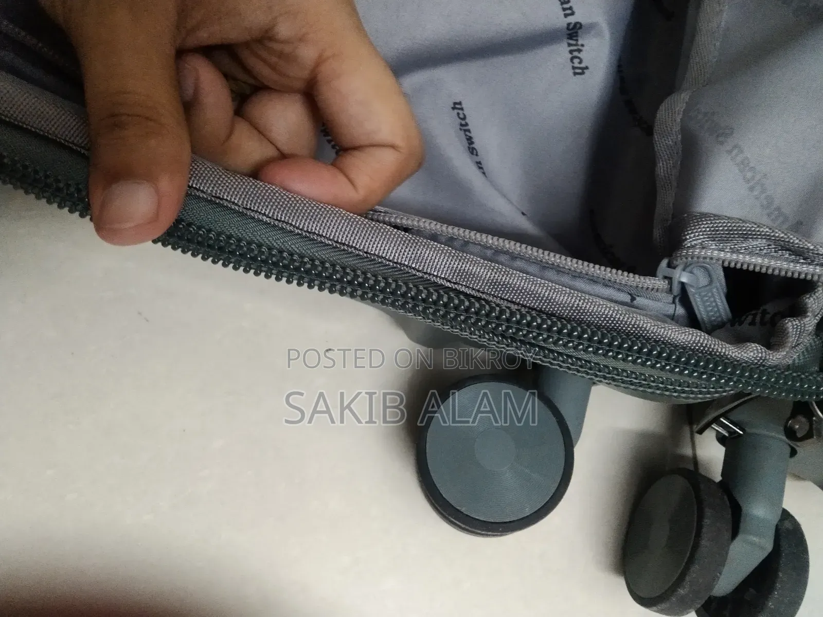 Luggage 28 Inches Premium Travel Bag Abroad