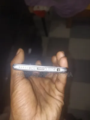 Apple iPhone 6 16 GB Blue