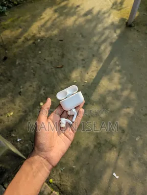Apple Original AirPods Pro Gen 2 Wireless Charging Noise Cancellation