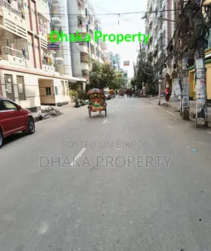 50ft Road 5 Katha Lake Park North at Sector-11