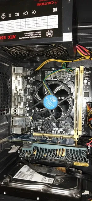Desktop Computer Asus 8GB Intel Core i5 HDD 500GB