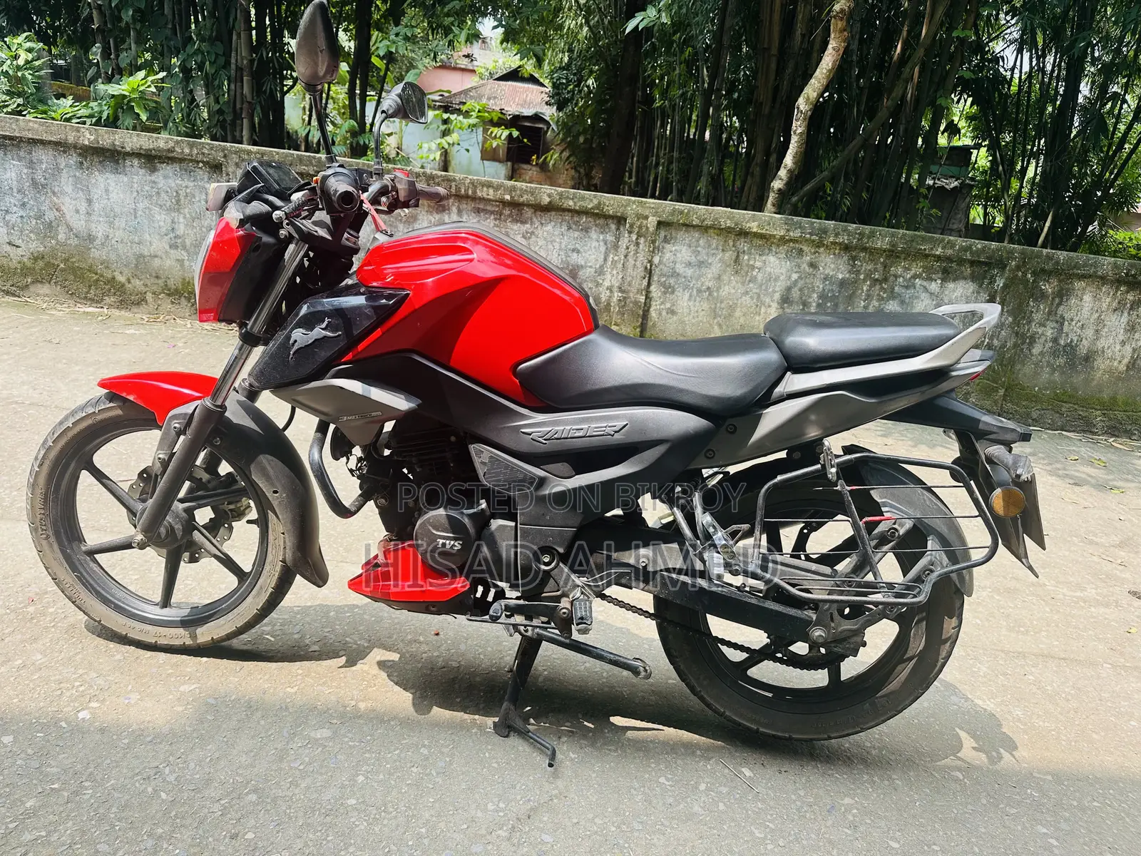 TVS Raider 125 2023 Red