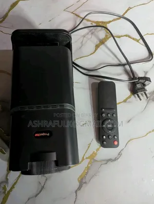 প্রজেক্টর Hy৩২০ বিগ
