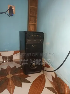 Desktop Computer Gigabyte 4GB Intel Pentium HDD 320GB