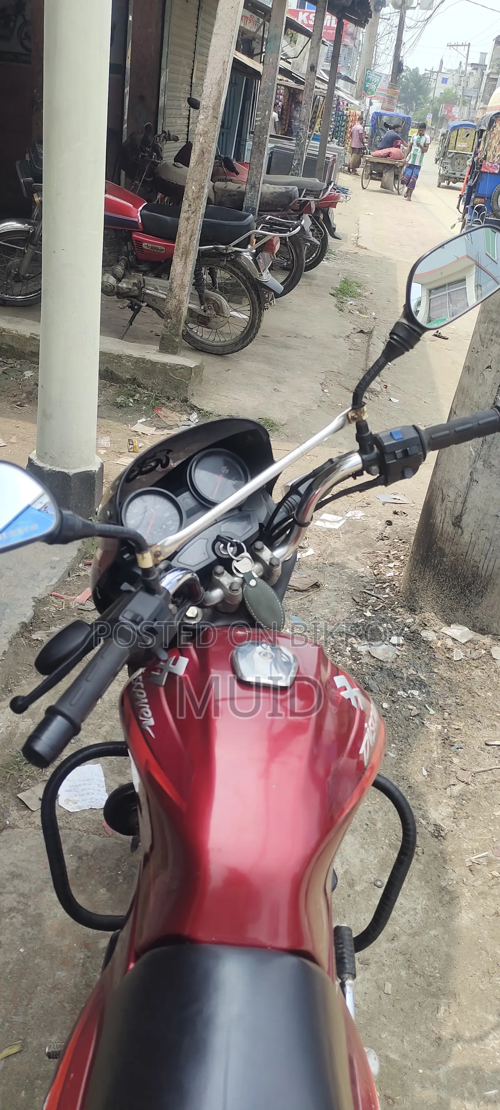 Bajaj Discover 135 2009 Red