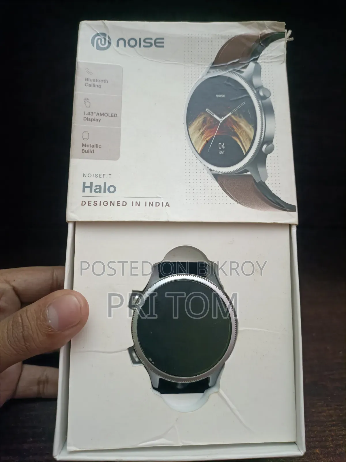 Noisefit Halo Smartwatch