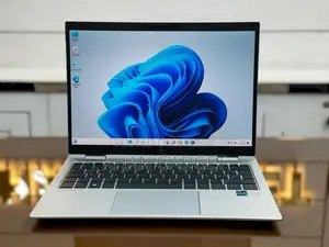 Laptop HP Elitebook 830 G11 16GB Intel Core Ultra 7 SSD 512GB