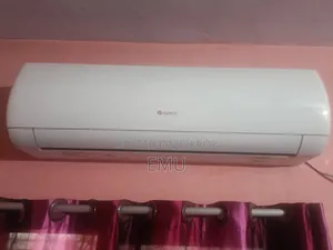 1.5 টন দেড় বছর হয়েছে ক্যাশ মেমো ওয়ারেন্টি কার্ড আছে