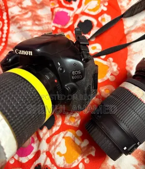 DSLR Camera