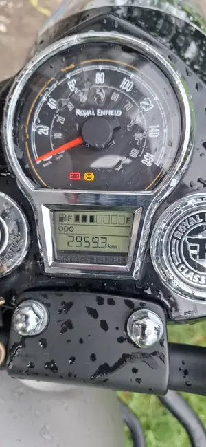 New Royal Enfield Classic 350 2025 Gray