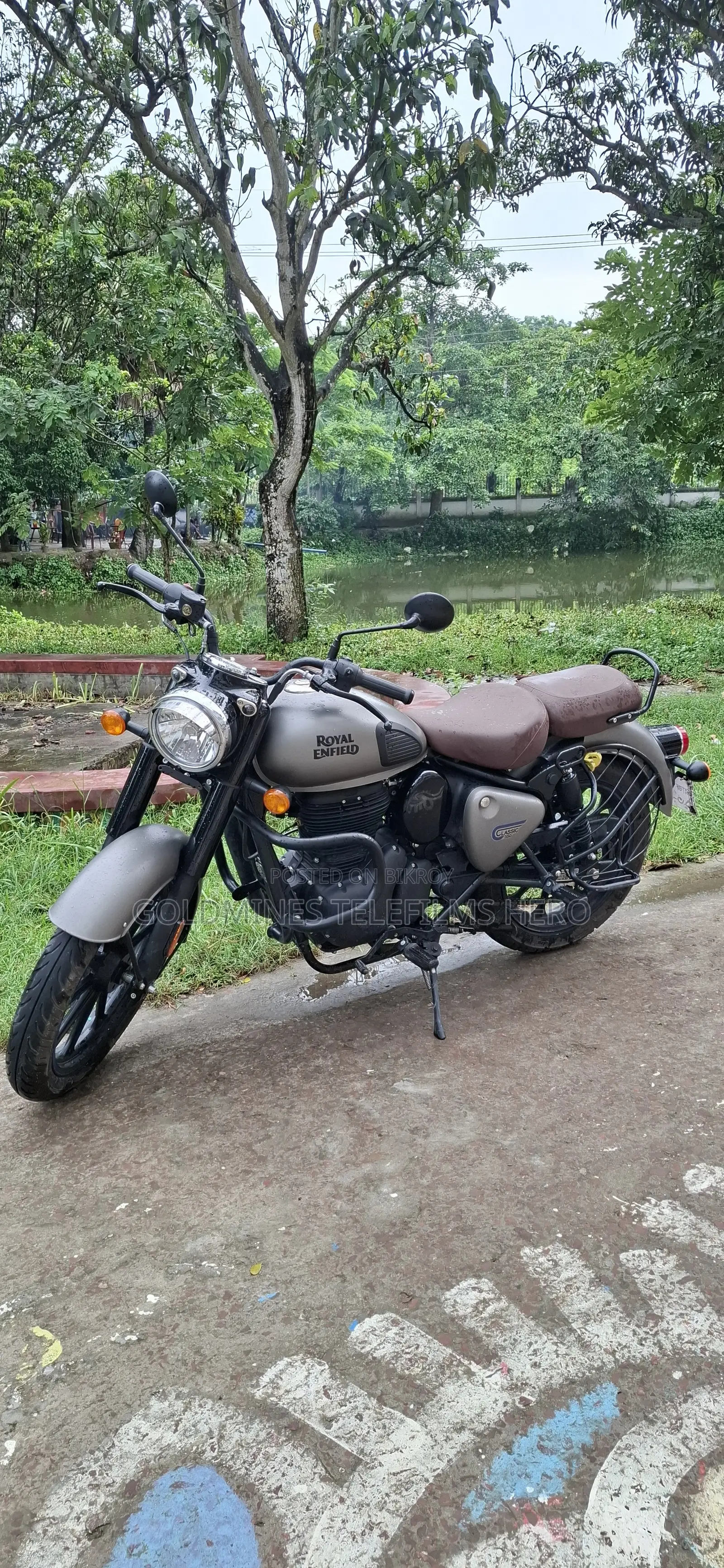 New Royal Enfield Classic 350 2025 Gray
