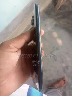 রিয়েলমি ৯ প্রো+ ১২৮ জিবি ব্ল্যাক