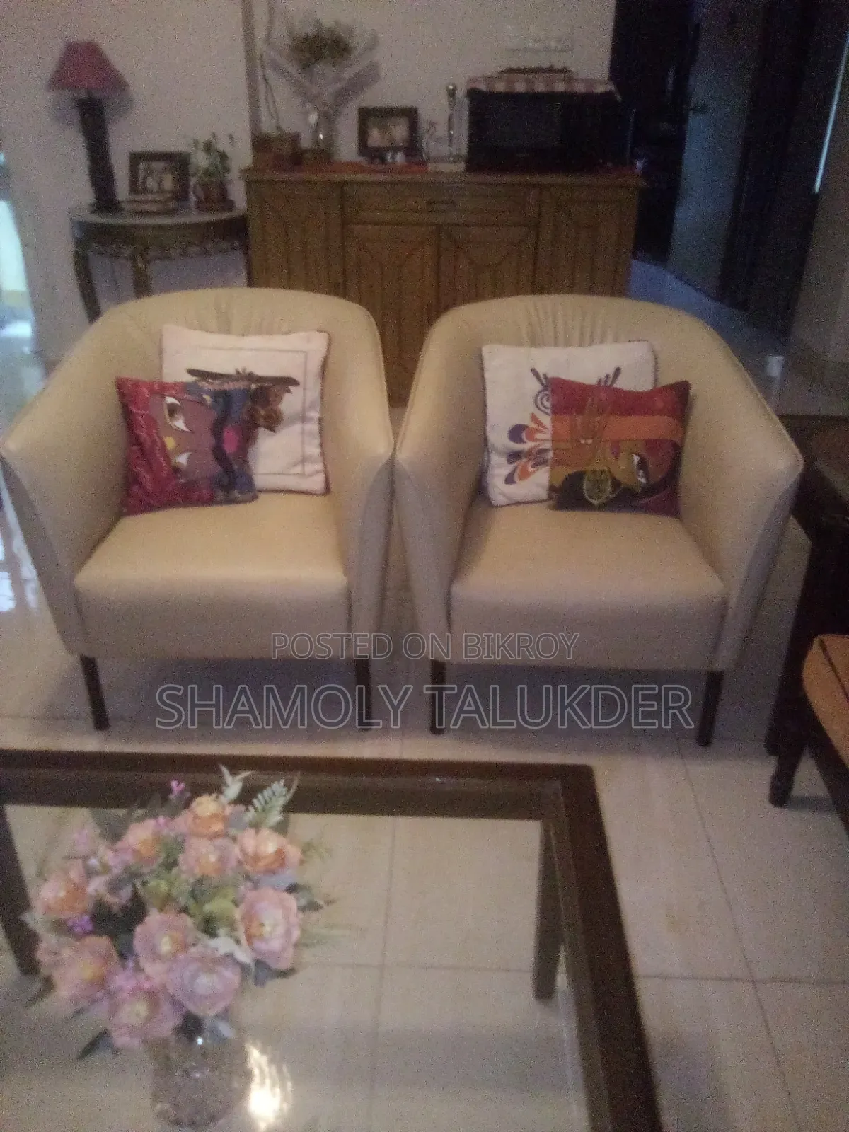 White Single Sofa