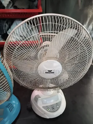চাজার ফ্যান