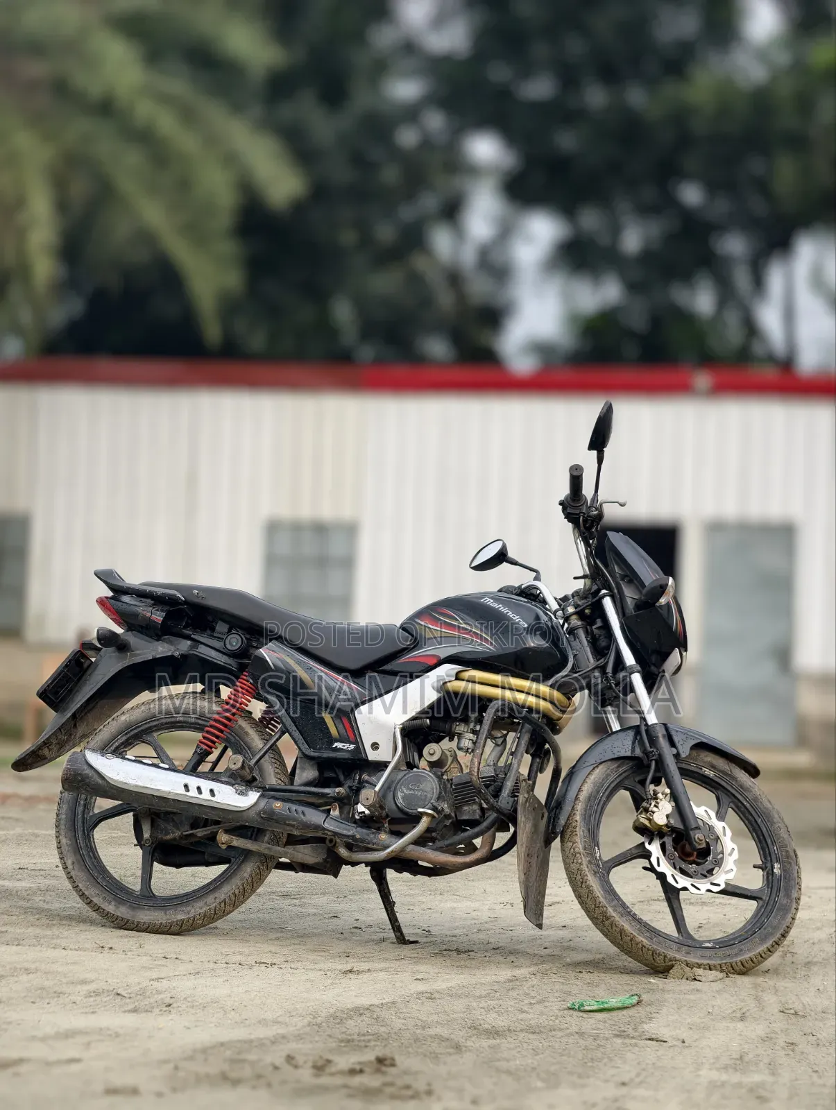 মহিন্দ্রা সেঞ্চুরো ২০১৬ ব্ল্যাক
