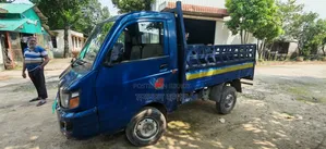 Mahindra Commander 2021 Blue