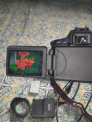 Canon 700D Camera