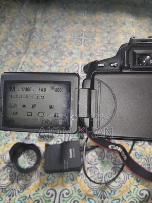 Canon 700D Camera