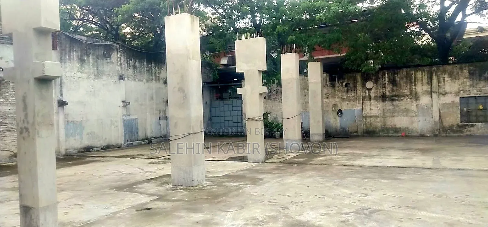 26 Katha Commercial Land With 3 Storied Building.