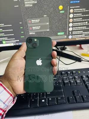 Apple iPhone 13 128 GB Green