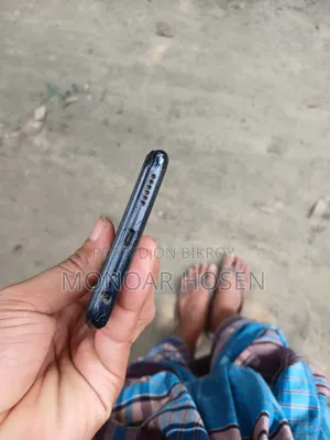 Vivo Y11 32 GB Blue