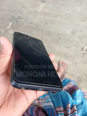 Vivo Y11 32 GB Blue