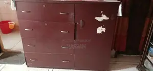 Wardrobe in Wari
