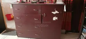Wardrobe in Wari