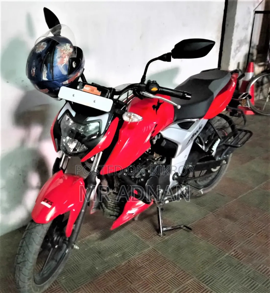 টিভিএস অ্যাপাচি আরটিআর ১৬০ টুভি রিফ্রেশ এক্স-কানেক্ট ২০২১ লাল