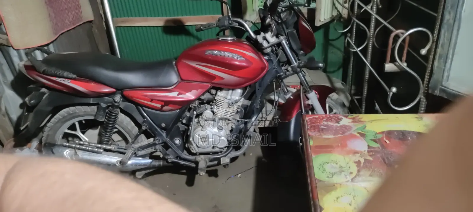 Bajaj Discover 125 2022 Red